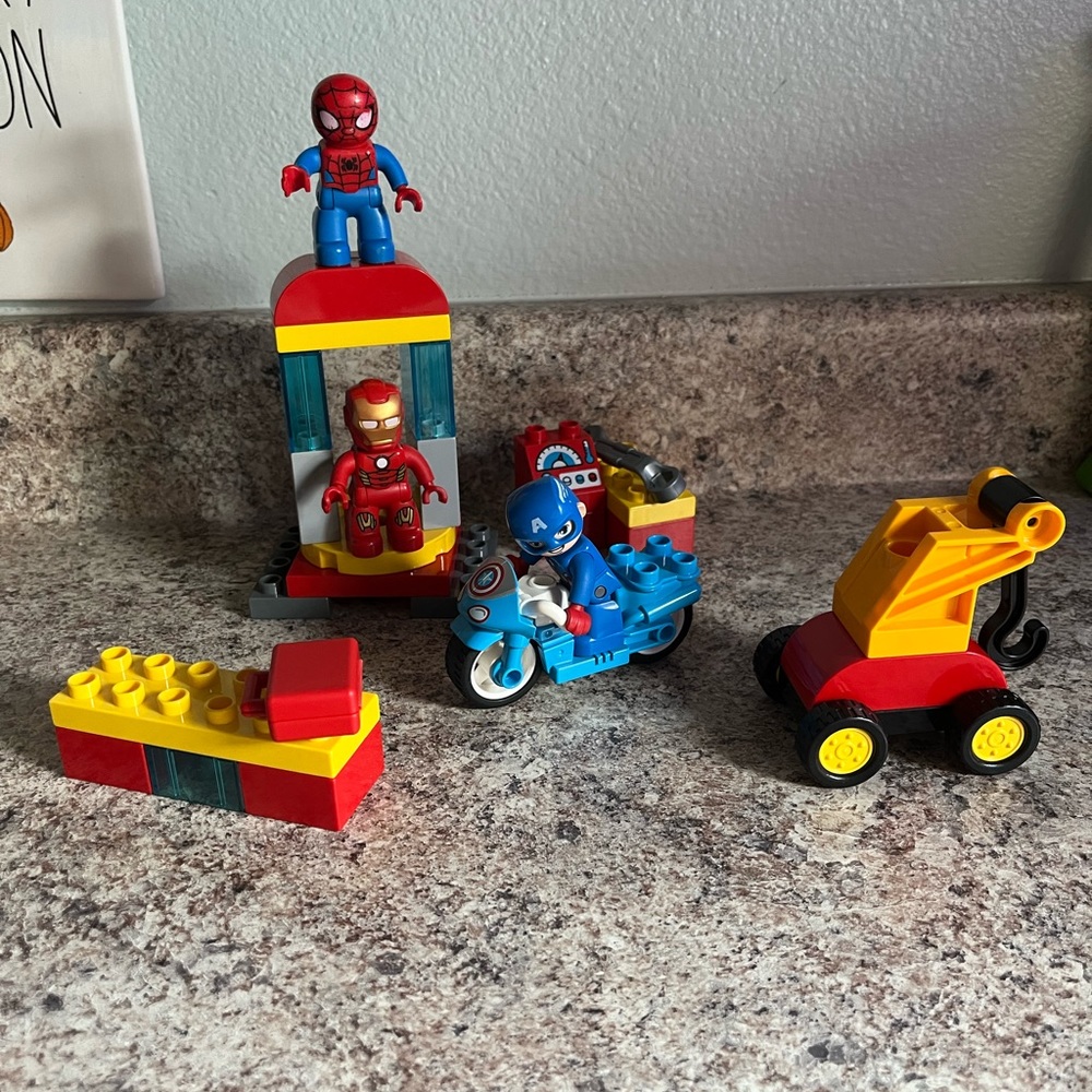 LEGO DUPLO DISNEY MARVEL Super Heroes Lab 10922